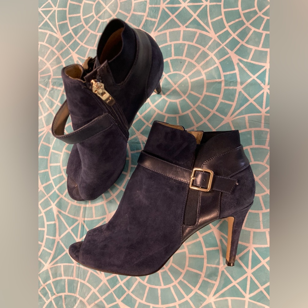 Today***$23***Marc Fisher Two-Way Leather Open-To… - image 1